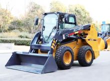 XCMG Official Chinese Wheel Loader 1.26 Ton Xc7-Sr12 Skid-Steer Loader with Best Price